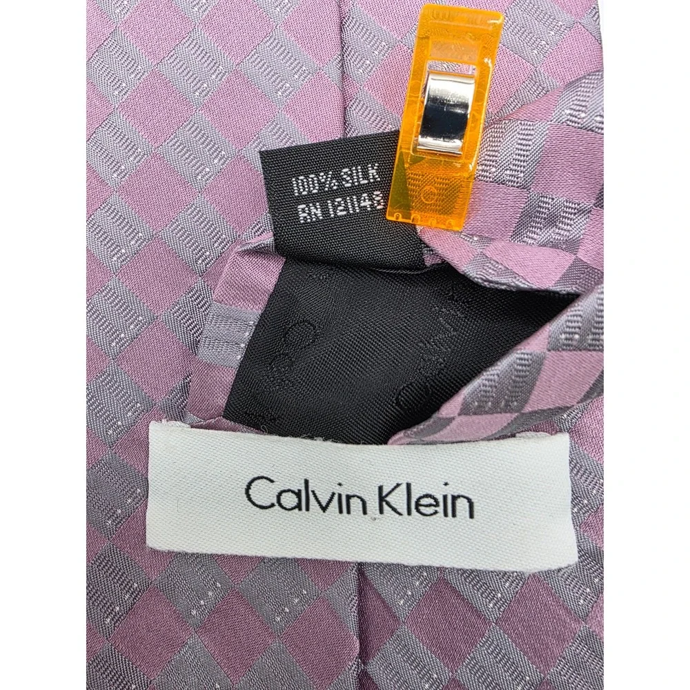 Calvin Klein Mens Silk Tie Pink Gray Plaid Formal Necktie‎ Wedding Business